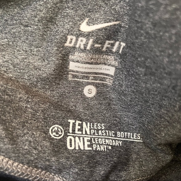 Nike Womens cropped recycled polyester spandex gray black leggings Small - Picture 5 of 11